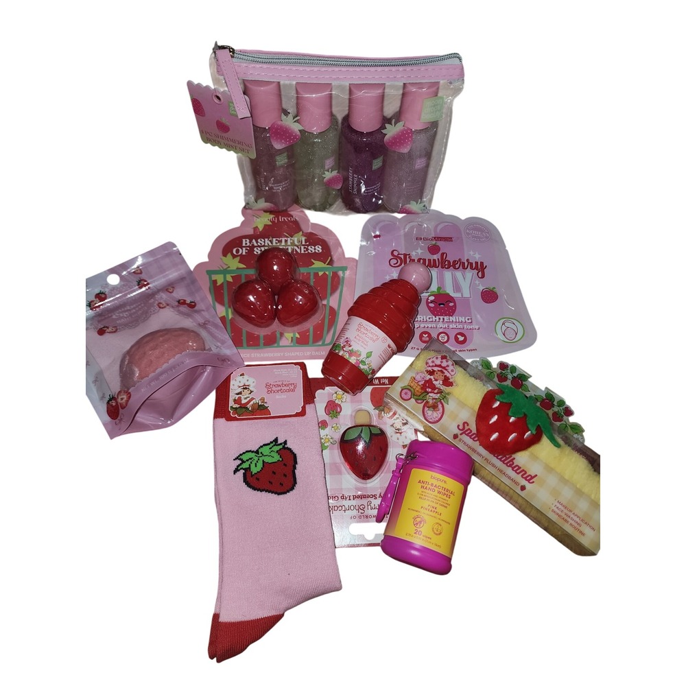 Strawberry Shortcake Pamper Urself Beauty Bundle Mist Sock Spa Headband Bath Bom